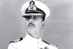 Rustom, Akshay Kumar news, akshay kumar surprises with his new look, Nimrat kaur