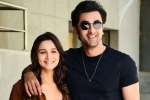 Alia Bhatt latest updates, Alia Bhatt news, alia bhatt flaunts her baby bump, Darlings