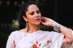 Anasuya Bharadwaj targeted, Twitter, anasuya s aunty remarks trending on twitter, Anasuya bharadwaj