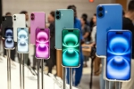 Tariff Fear on iPhones breaking, Tariff Fear on iPhones deals, tariff fear apple customers rush to buy iphones, Holiday