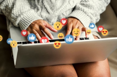 Woman with Severe Anxiety Dies After Mum Sent Her Angry Emojis