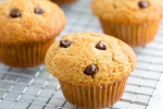 Mango Muffins Recipe, Chocolate Chips Muffins Recipe, chocolate chips and mango muffins recipe, Muffins recipe