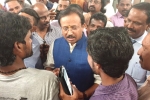 indian population in uae 2019, contact numbers of mea, india s mos external affairs minister v muraleedharan pledges to resolve major expat issues in uae, Jet airways