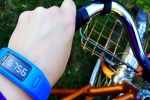 ai in fitness trackers, ai, putting ai into fitness trackers dangerous for privacy of health data, Smart watch
