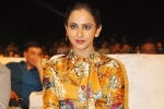 Rakul Preet Singh glamorous, Rakul Preet Singh news, rakul trending for her glamorous acts, Nannaku prematho