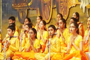 US children recite 700 Gita slokas!