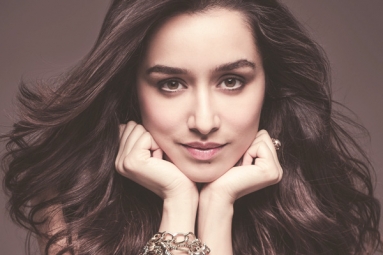 Shraddha Kapoor Receives Flak for Sporting Native American War Bonnet