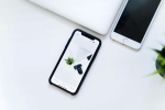 India, iPhone, apple in talks of shifting iphone production from china to india, Iphone production