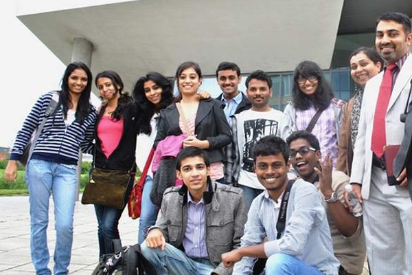 American Universities move to ally international students