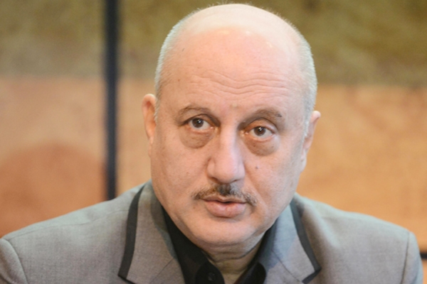 Anupham Kher Says no to Pak Visa},{Anupham Kher Says no to Pak Visa