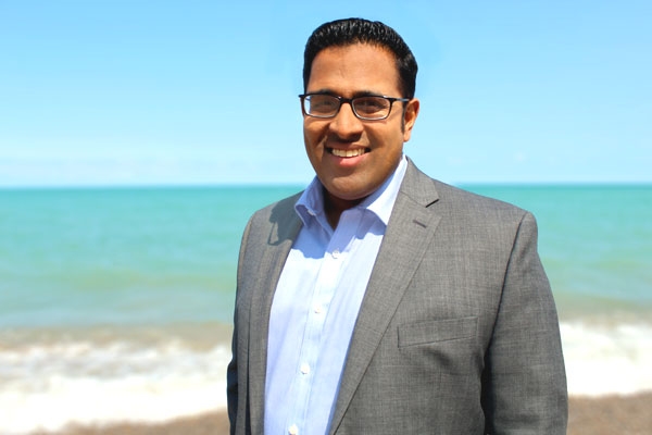 An India-American Doctor To Run For US Congress From Chicago