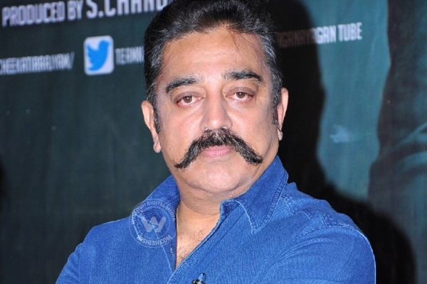 Kamal Signs for a Cause},{Kamal Signs for a Cause