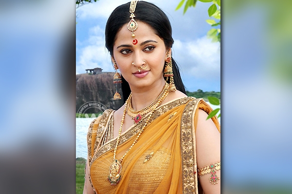 Anushka’s Rudramadevi Release Date},{Anushka’s Rudramadevi Release Date